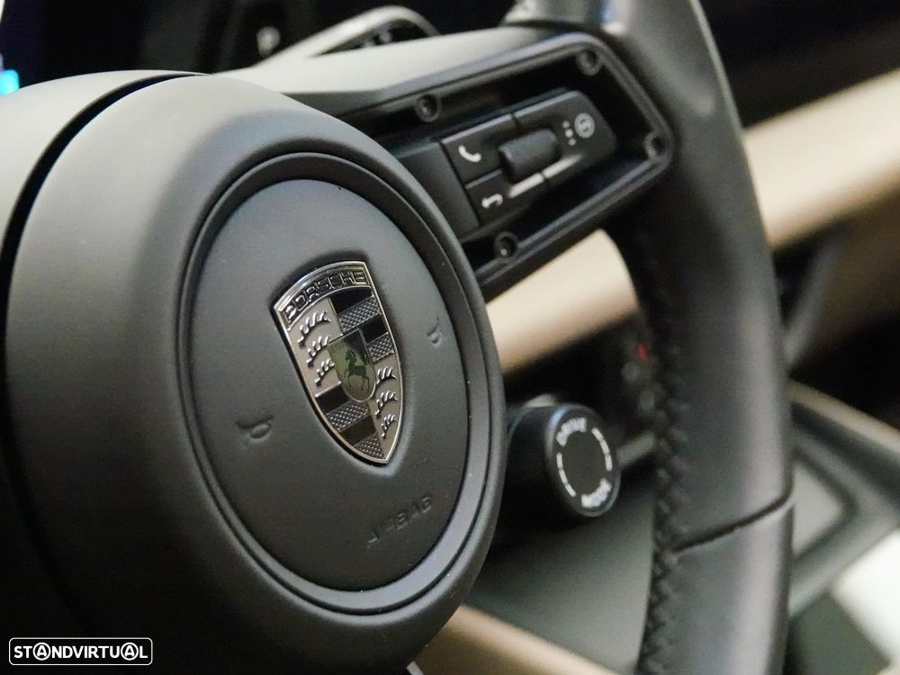 Porsche Macan Electric Turbo - 19