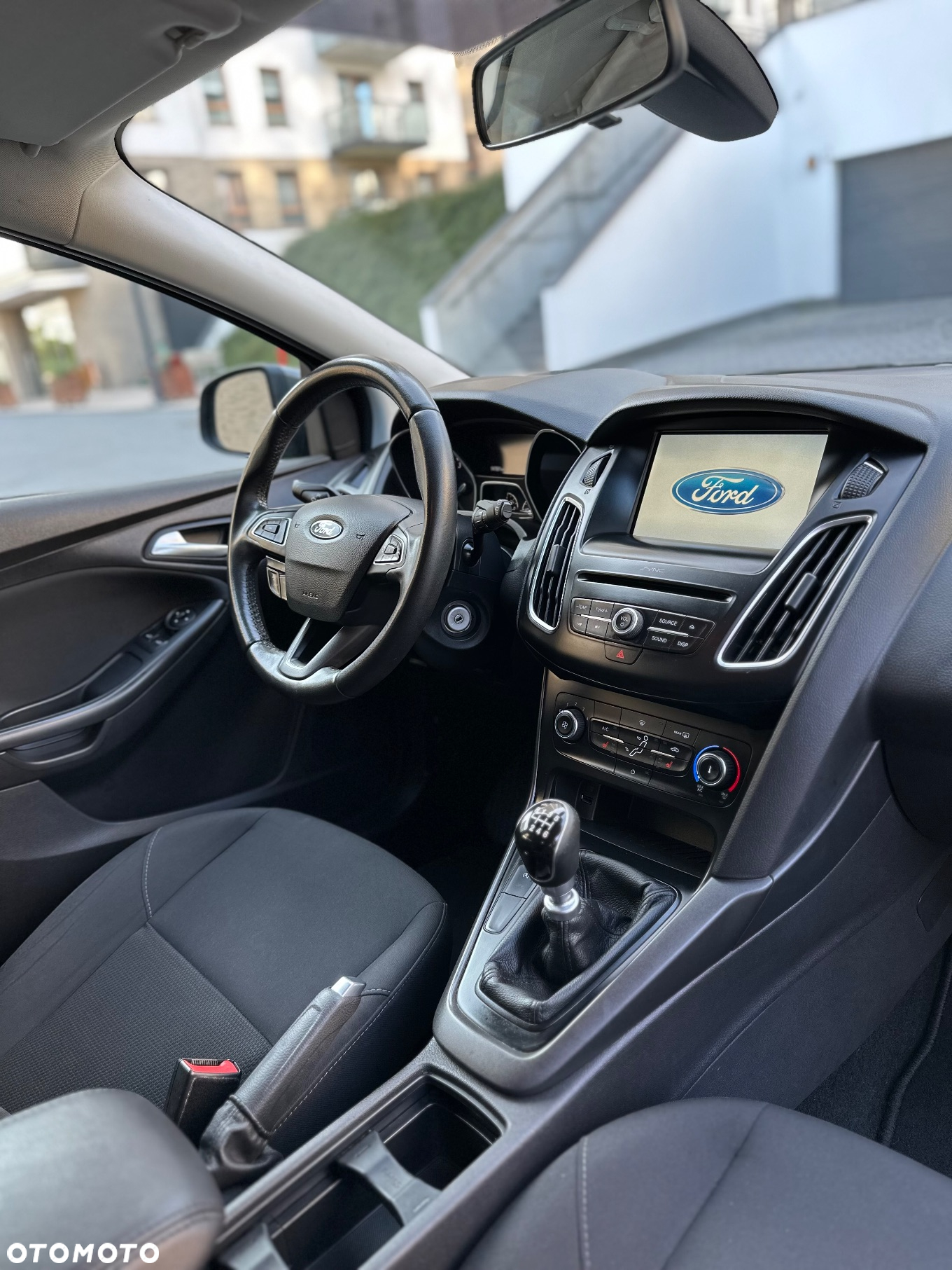 Ford Focus 1.0 EcoBoost Trend - 4