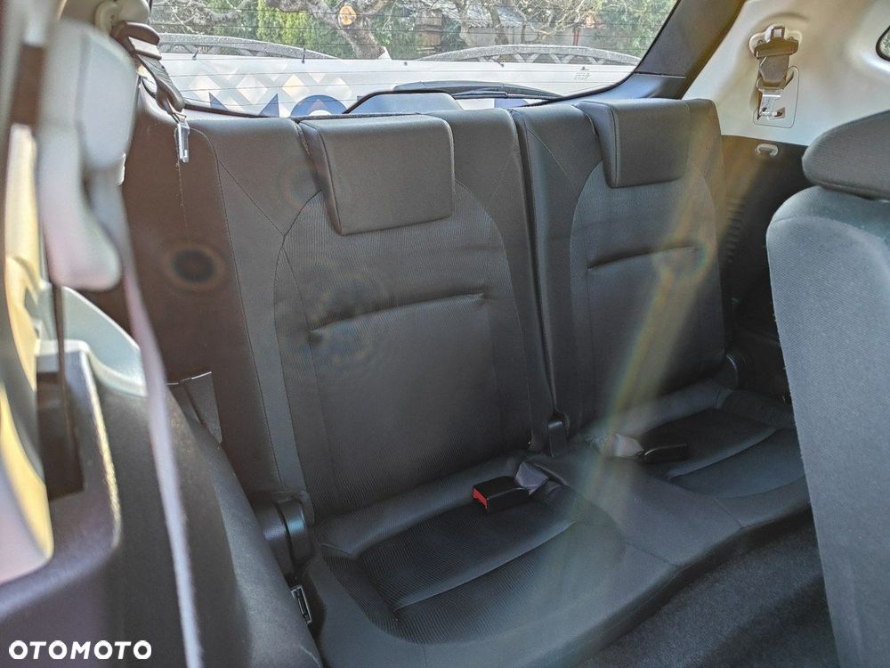 Nissan Qashqai+2 - 25