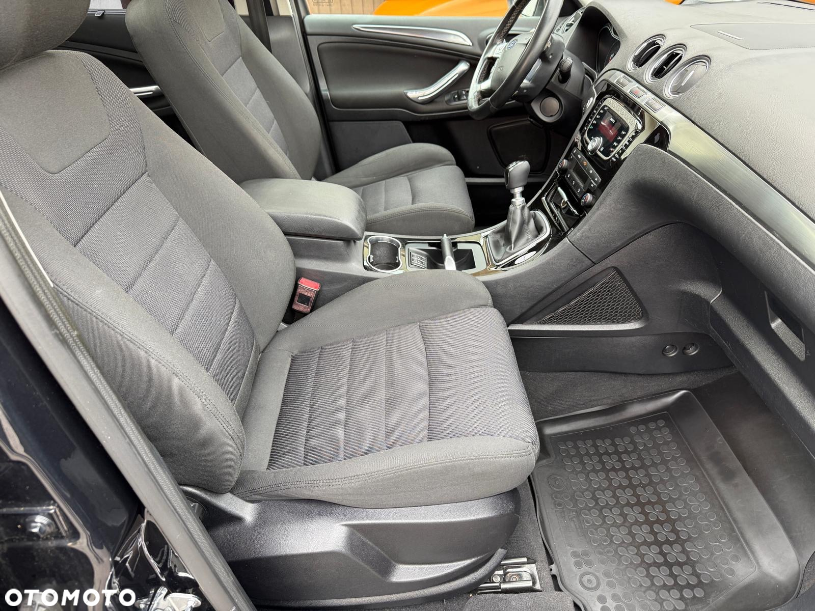 Ford S-Max 2.0 TDCi Titanium - 21