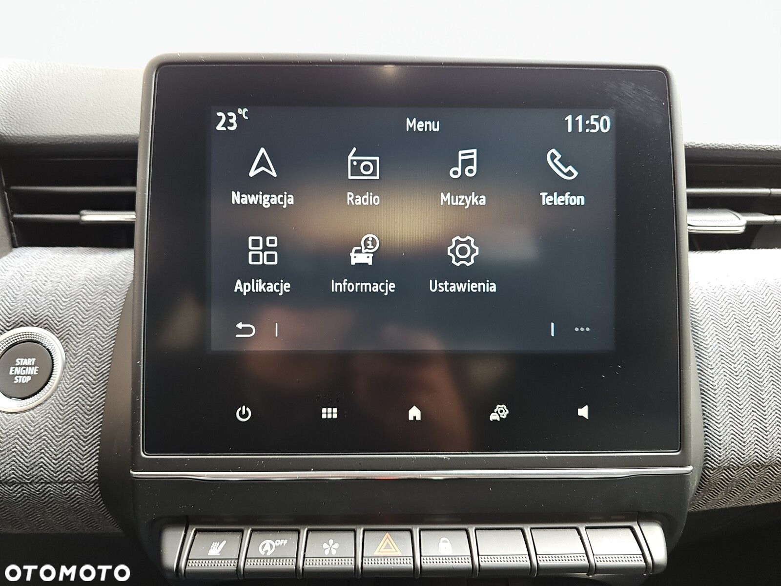 Renault Clio - 24