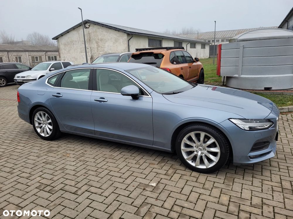 Volvo S90 D4 Momentum - 19