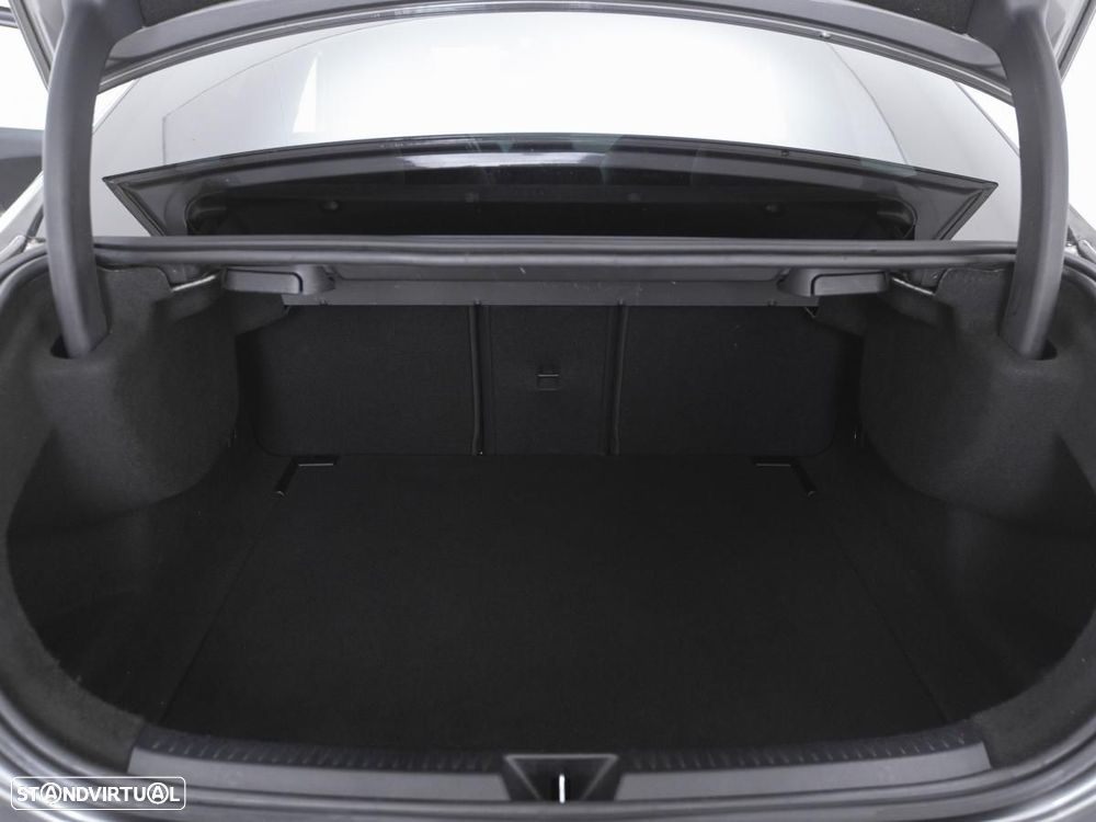 Mercedes-Benz A 180 Limousine - 13
