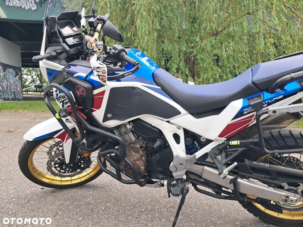 Honda CRF - 9