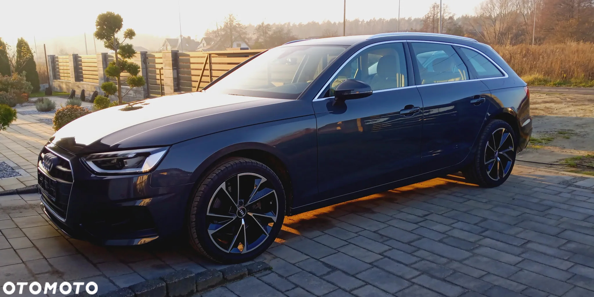 Audi A4 Avant 30 TDI S tronic - 8