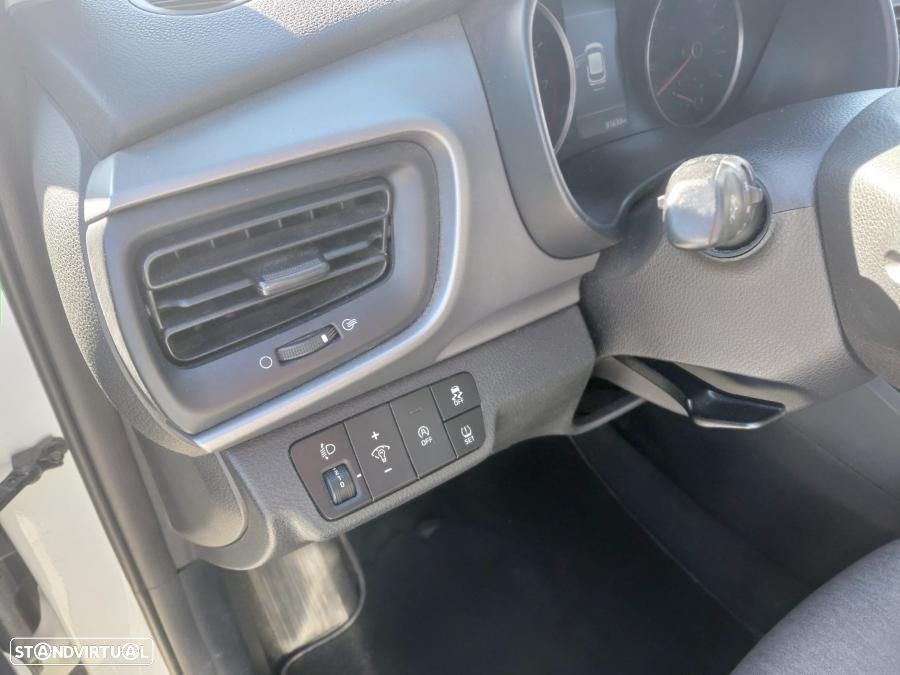 Kia Stonic 1.0 T-GDI Drive - 6