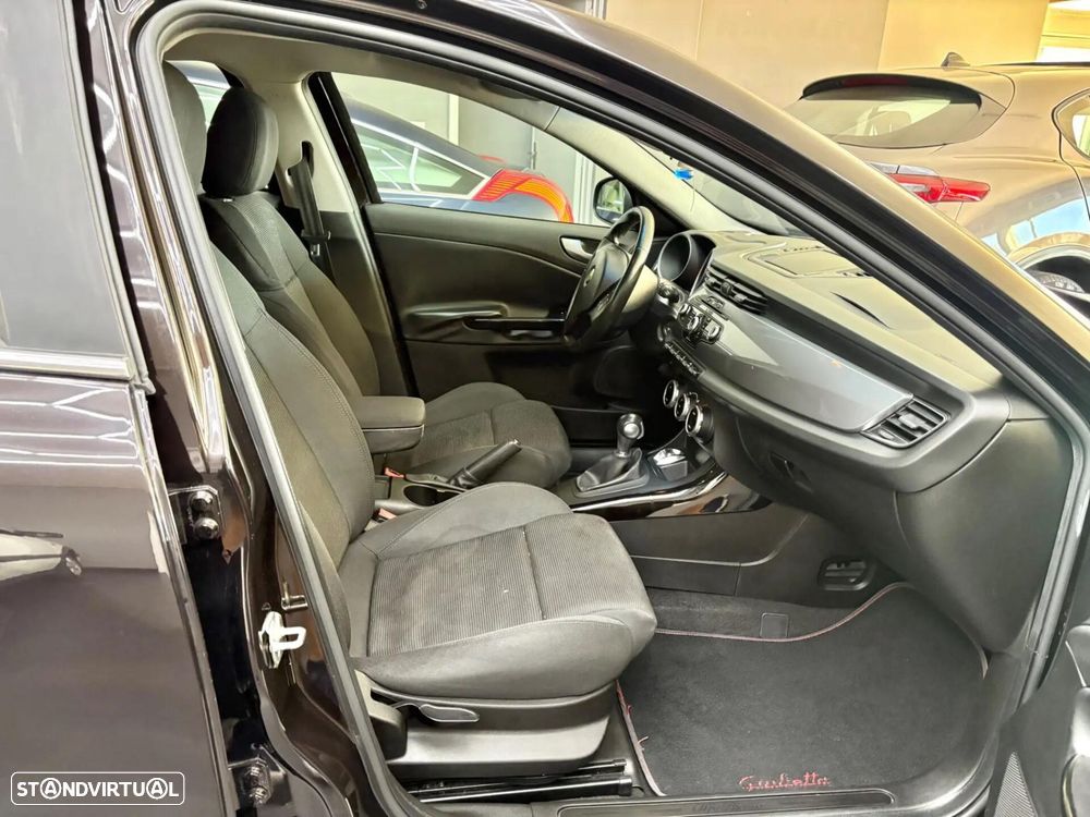 Alfa Romeo Giulietta 2.0 JTDm Distinctive TCT - 14