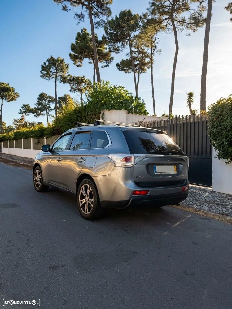 Mitsubishi Outlander 2.2 DI-D Intense+ - 7