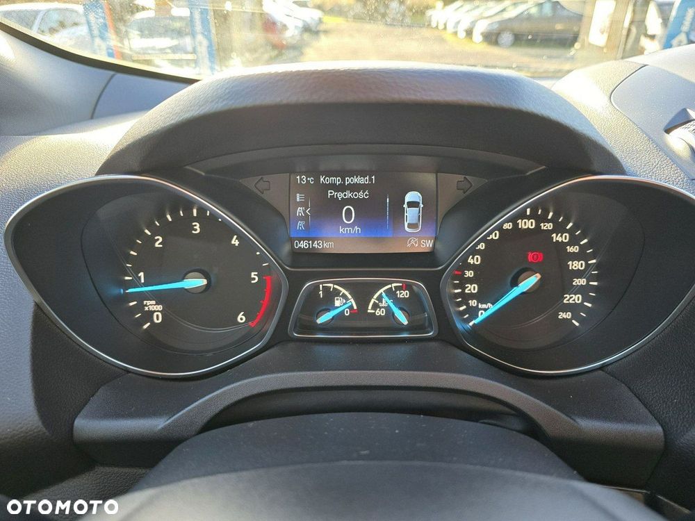 Ford Kuga - 26