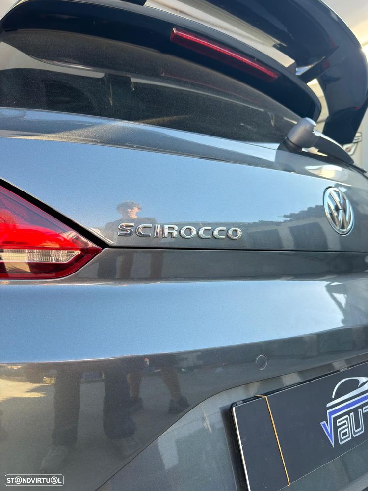 VW Scirocco 2.0 TDI (Blue Motion Technologie) DSG - 7