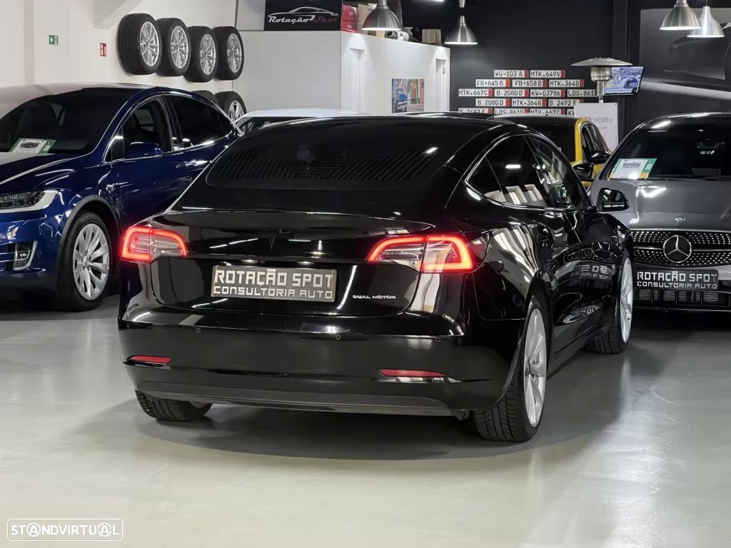 Tesla Model 3 Long-Range Dual Motor AWD - 12