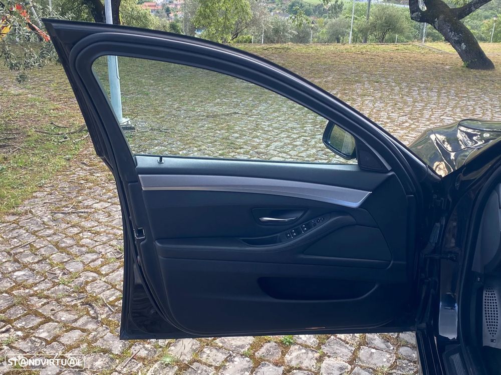 BMW 520 d Pack M Auto - 13