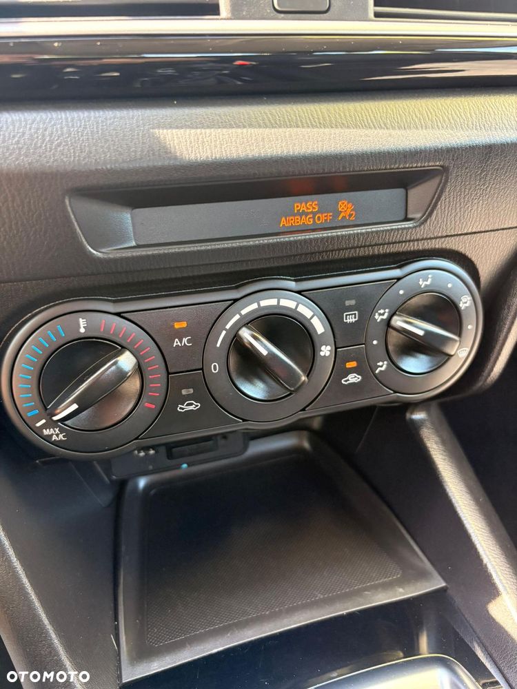 Mazda 3 SKYACTIV-G 120 Automatik Center-Line - 17