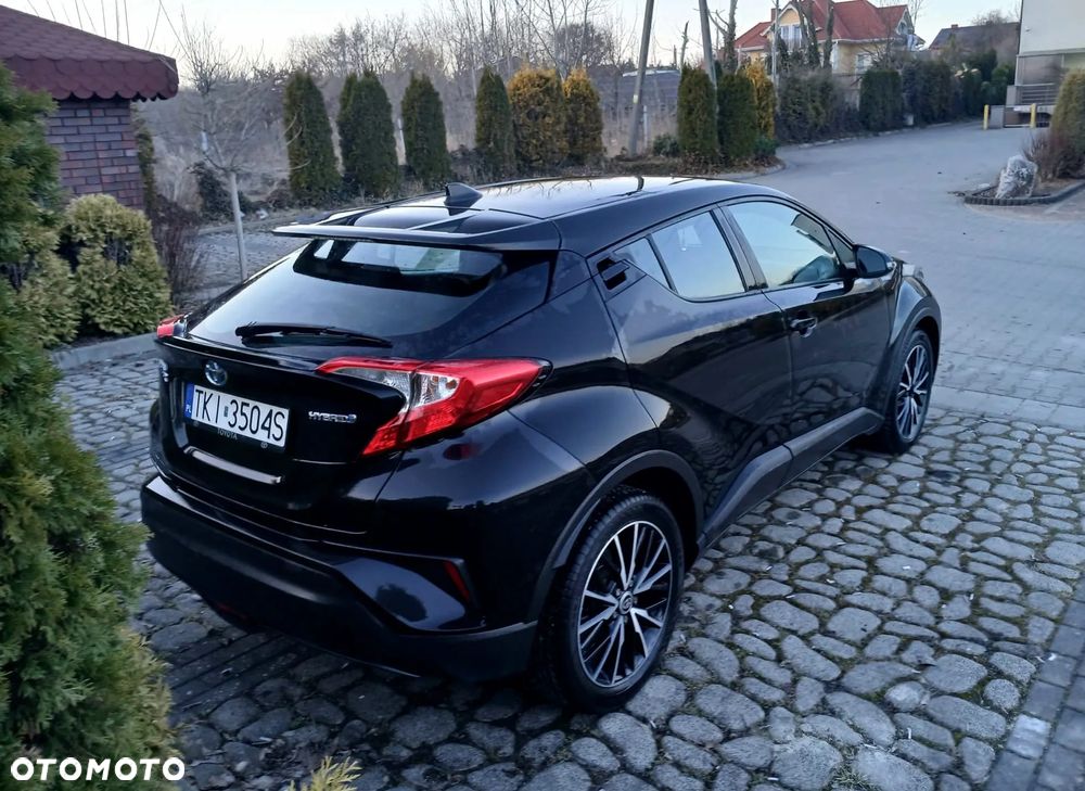 Toyota C-HR - 8