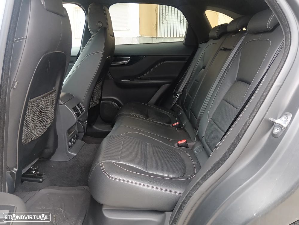 Jaguar F-Pace 2.0 i4D R-Sport Aut. - 25