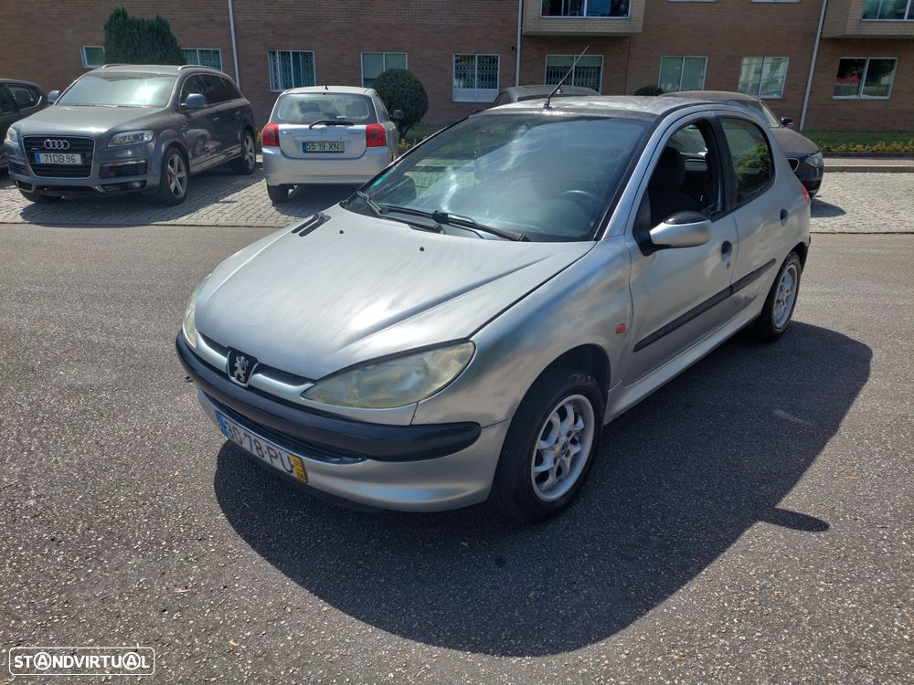 Peugeot 206 1.1 XR - 1