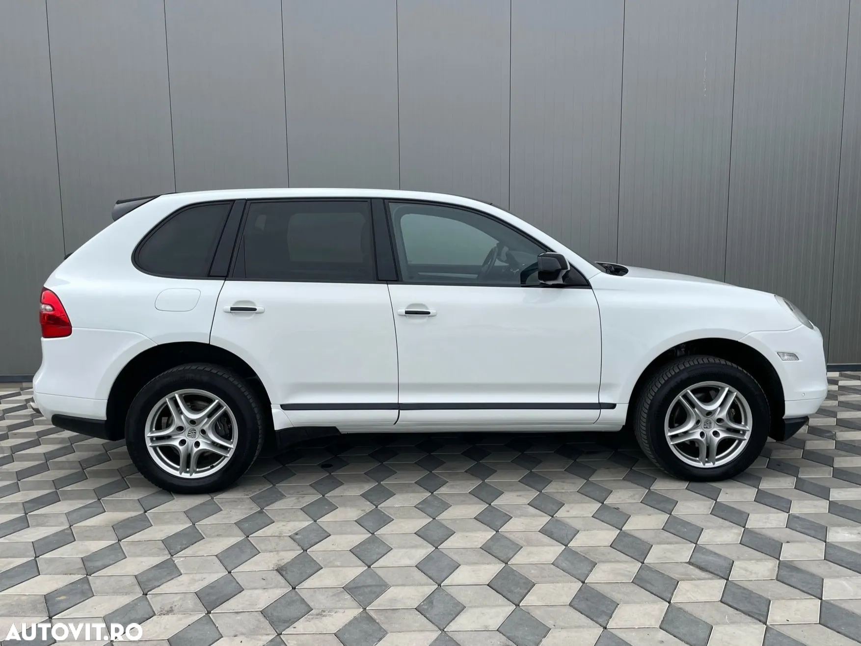 Porsche Cayenne Diesel Tiptronic S - 10