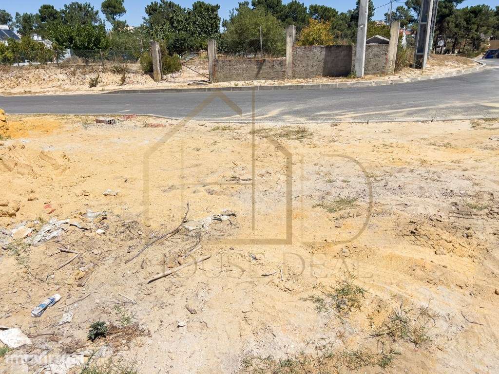 Lote de Terreno com a área de 317,95m2. Pinhal do General. Fernão F... - Grande imagem: 5/5