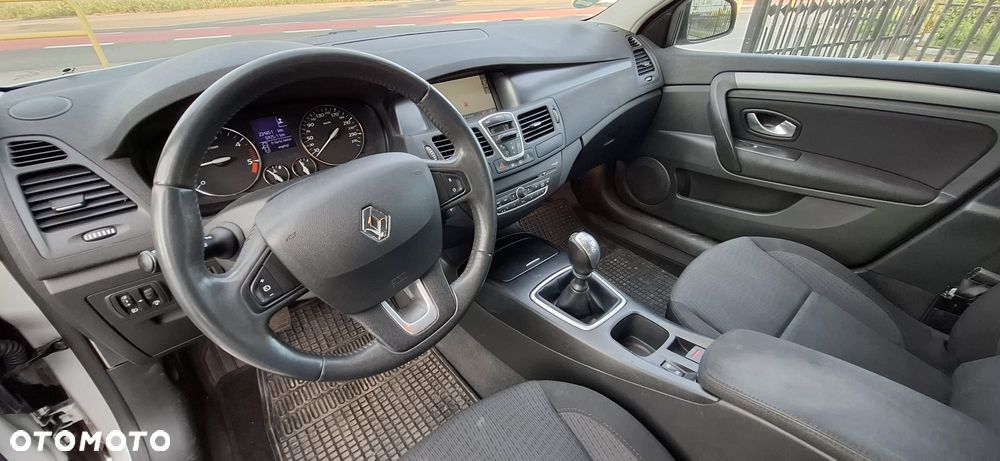Renault Laguna 2.0 dCi Expression - 17