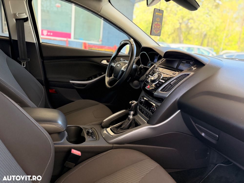 Ford Focus 1.0 EcoBoost Sport - 10