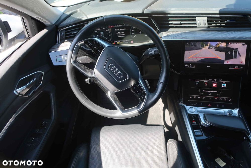 Audi e-tron 55 Quattro Advanced - 9