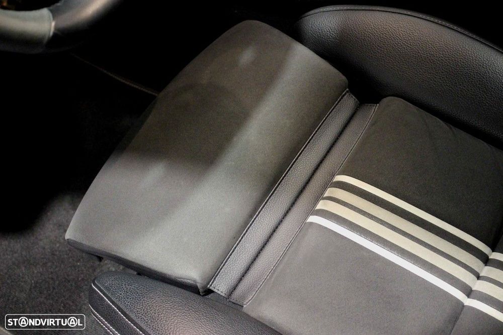 Mercedes-Benz CLA 220 - 13