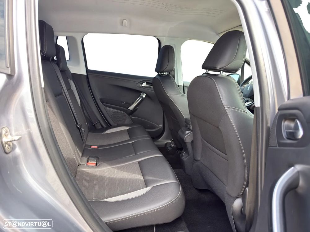 Peugeot 2008 PureTech 110 GPF Stop&Start EAT6 Allure - 16