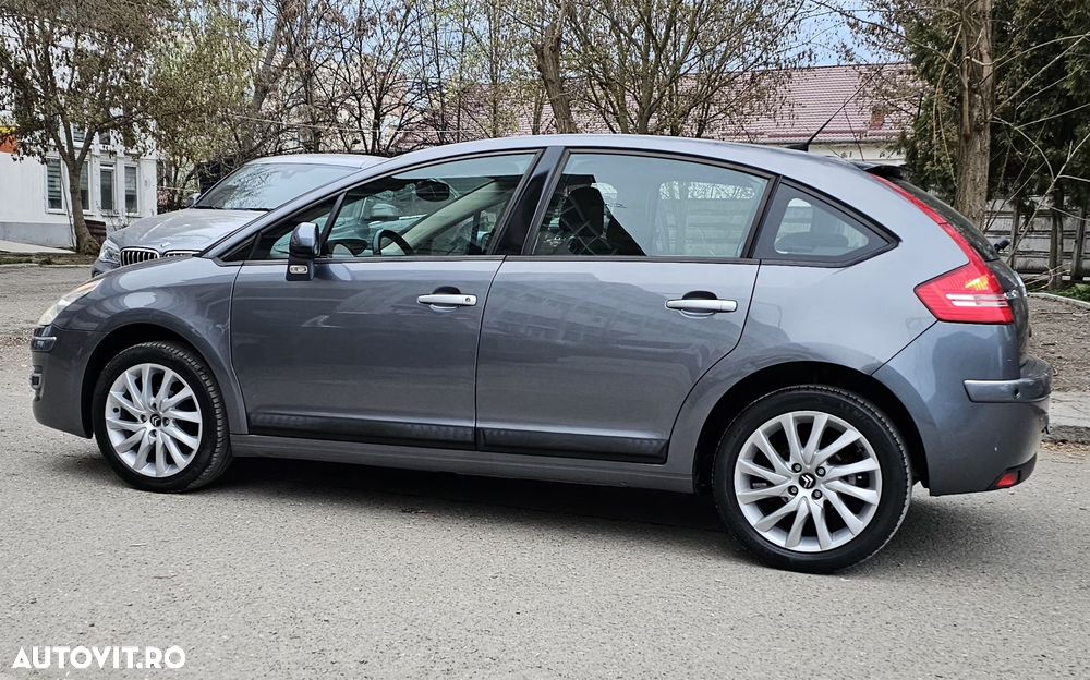 Citroën C4 1.6 HDI FAP EGS6 Exclusive - 3