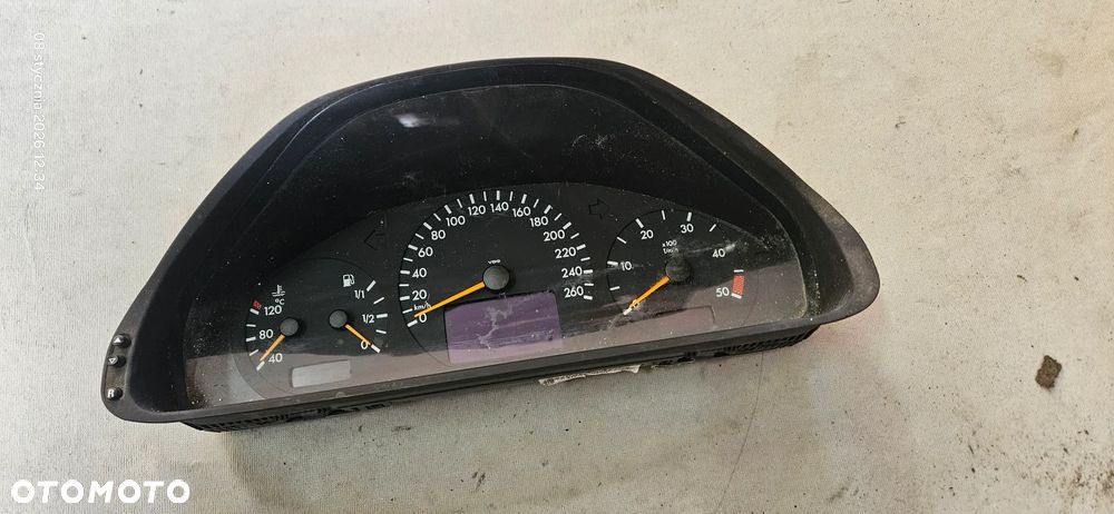 Licznik prędkościomierz Mercedes E Klasa W210 2,2 CDI A2105402811 - 1