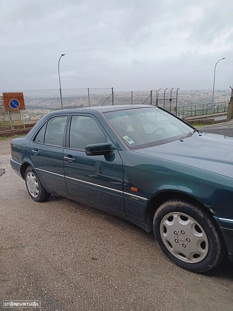 Mercedes-Benz C 250 D Elegance - 4