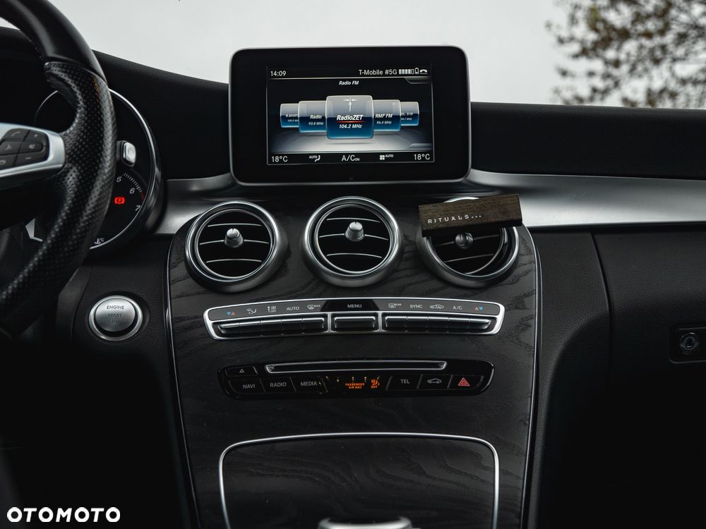 Mercedes-Benz Klasa C 250 9G-TRONIC - 31