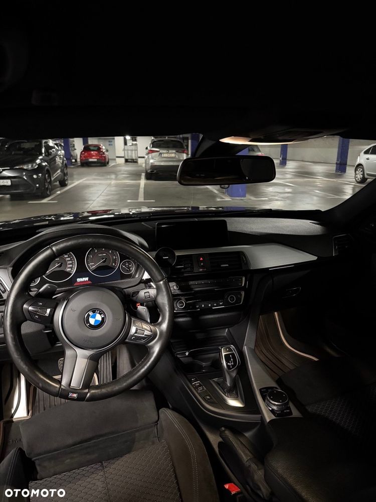 BMW Seria 3 320d xDrive M Sport - 20