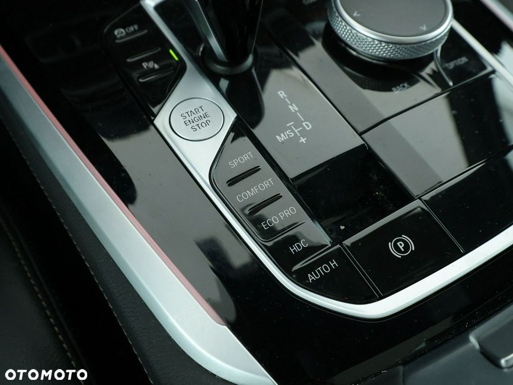 BMW X5 xDrive30d - 27