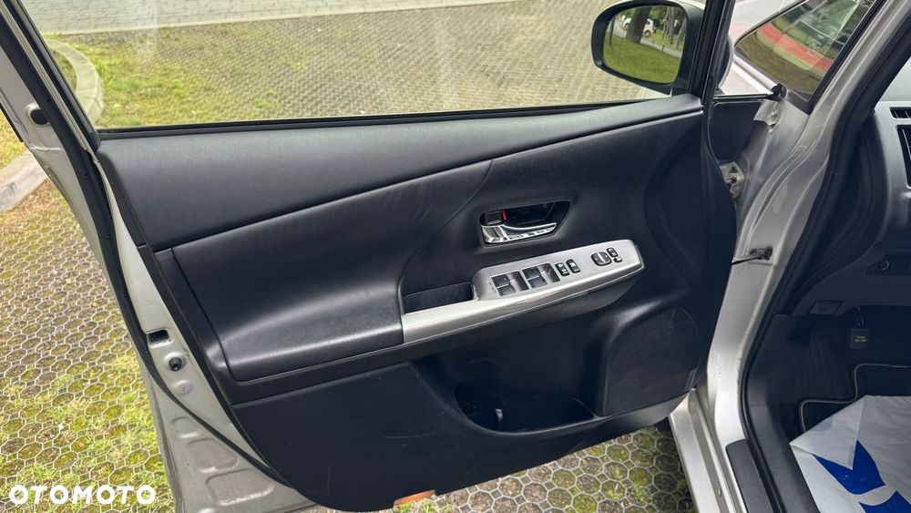 Toyota Prius+ Hybrid 135 Executive - 10
