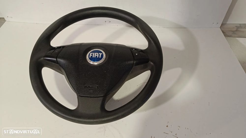 Volante Fiat grande Punto 2006 - 2