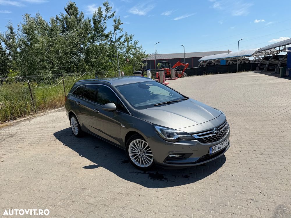Opel Astra 1.6 CDTI ECOTEC Innovation Aut. - 2