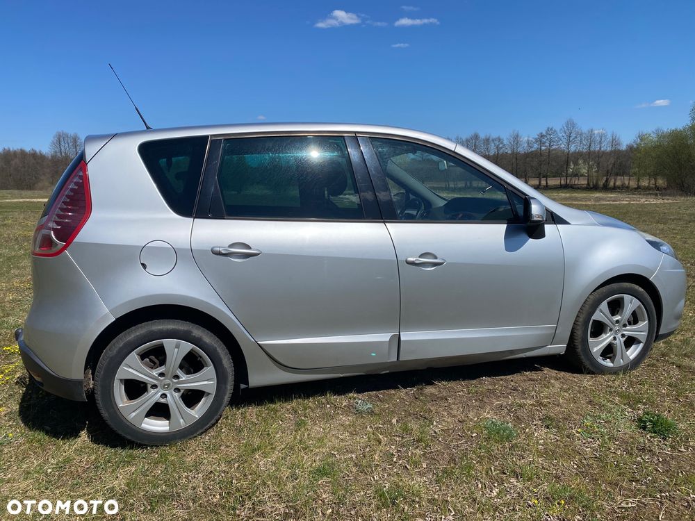 Renault Scenic 1.6 16V 110 Authentique - 4