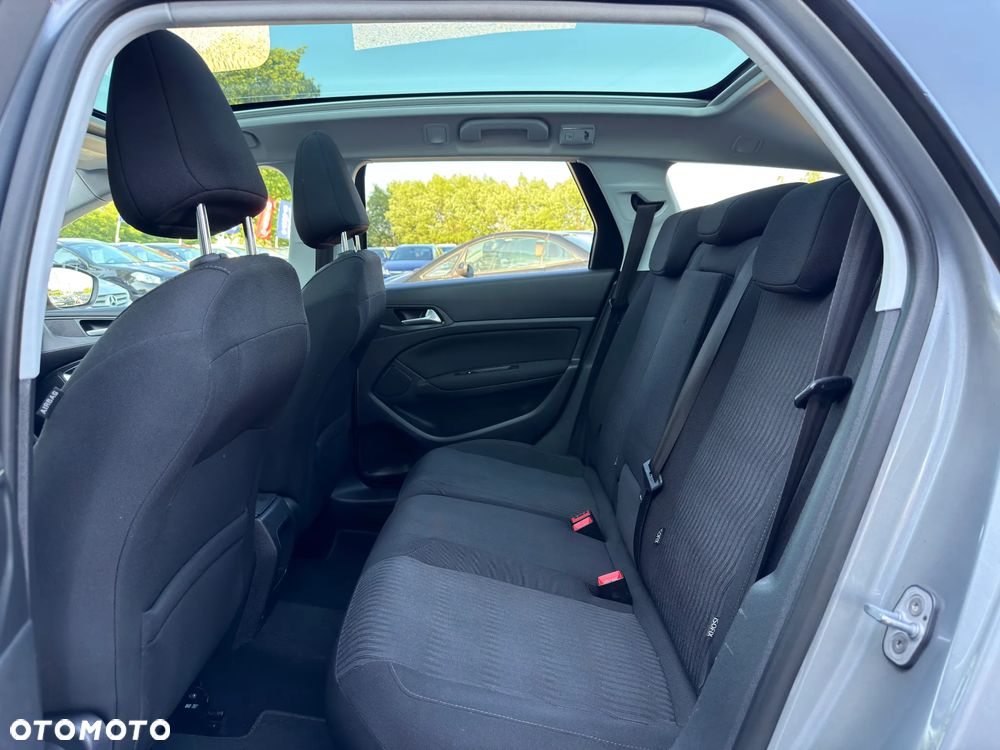 Peugeot 308 1.6 BlueHDi Allure S&S - 28