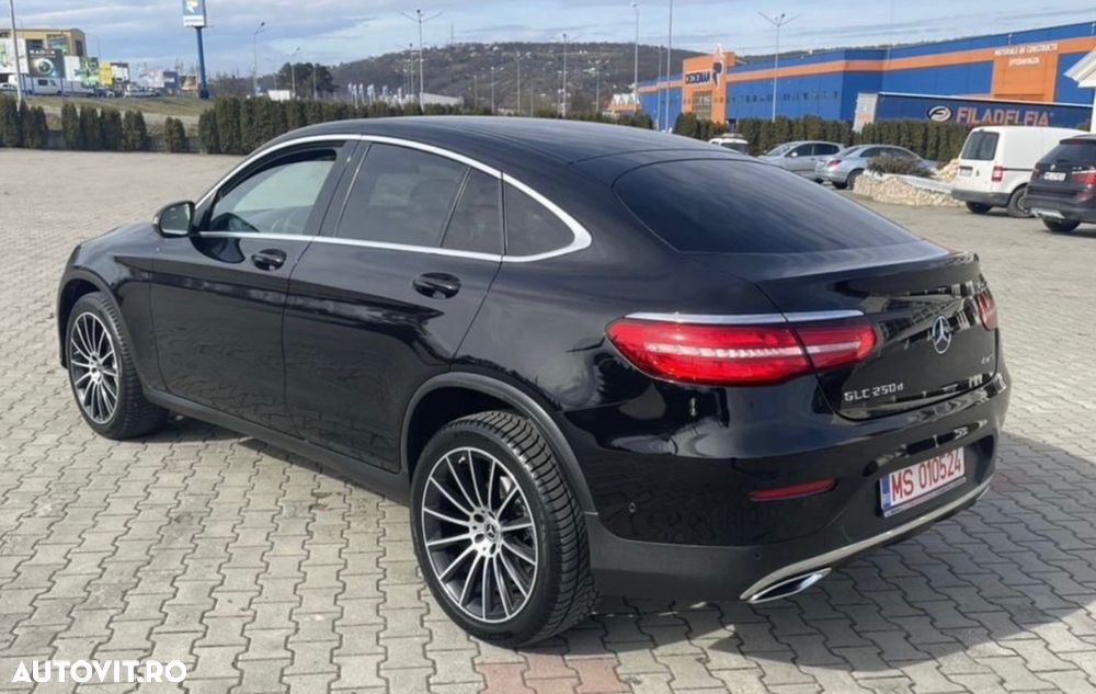 Mercedes-Benz GLC Coupe 250 d 4Matic 9G-TRONIC - 17