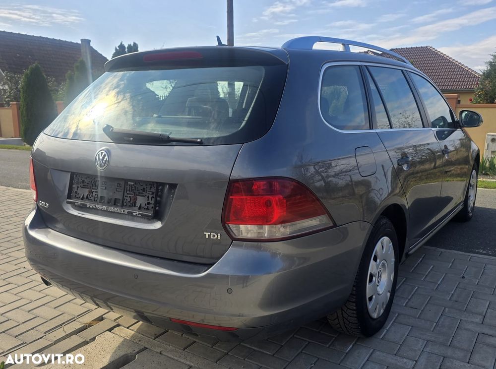 Volkswagen Golf 1.6 TDI BlueMotion Technology DPF Comfortline - 4