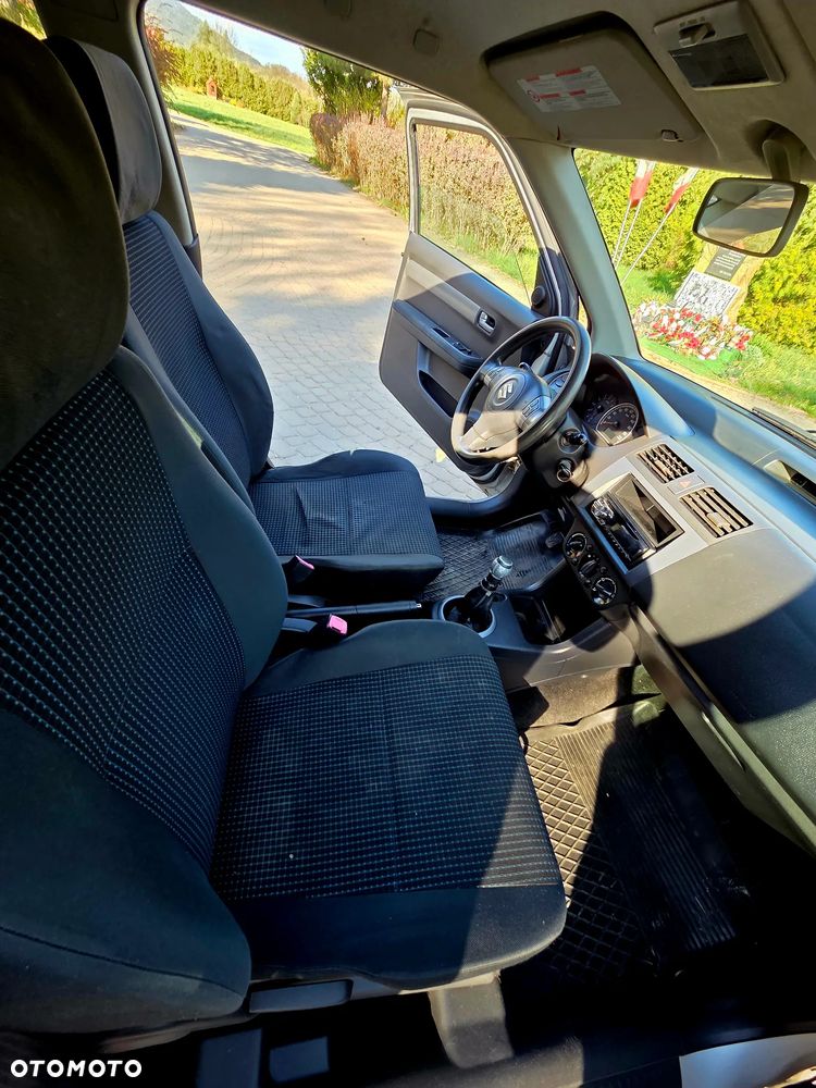 Suzuki Swift 1.3 GC - 12