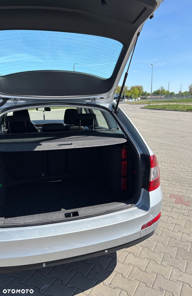 Skoda Octavia 1.4 TSI Ambition - 27