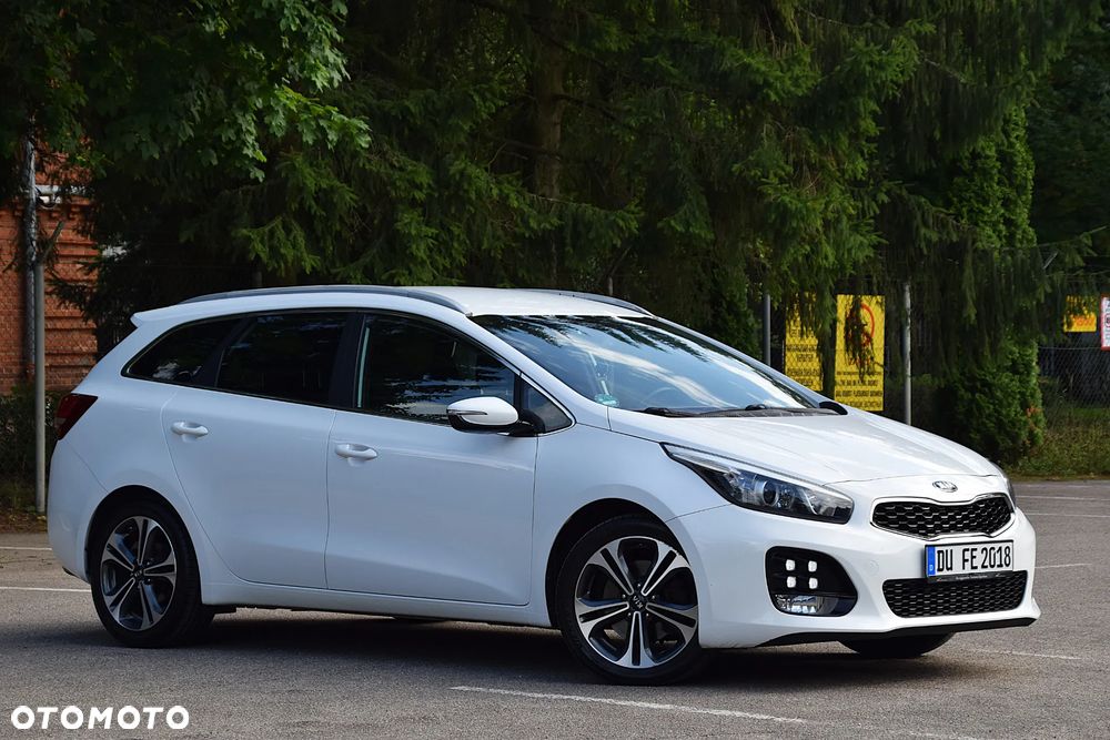 Kia Ceed 1.6 CRDi 136 DCT ISG GT Line - 4