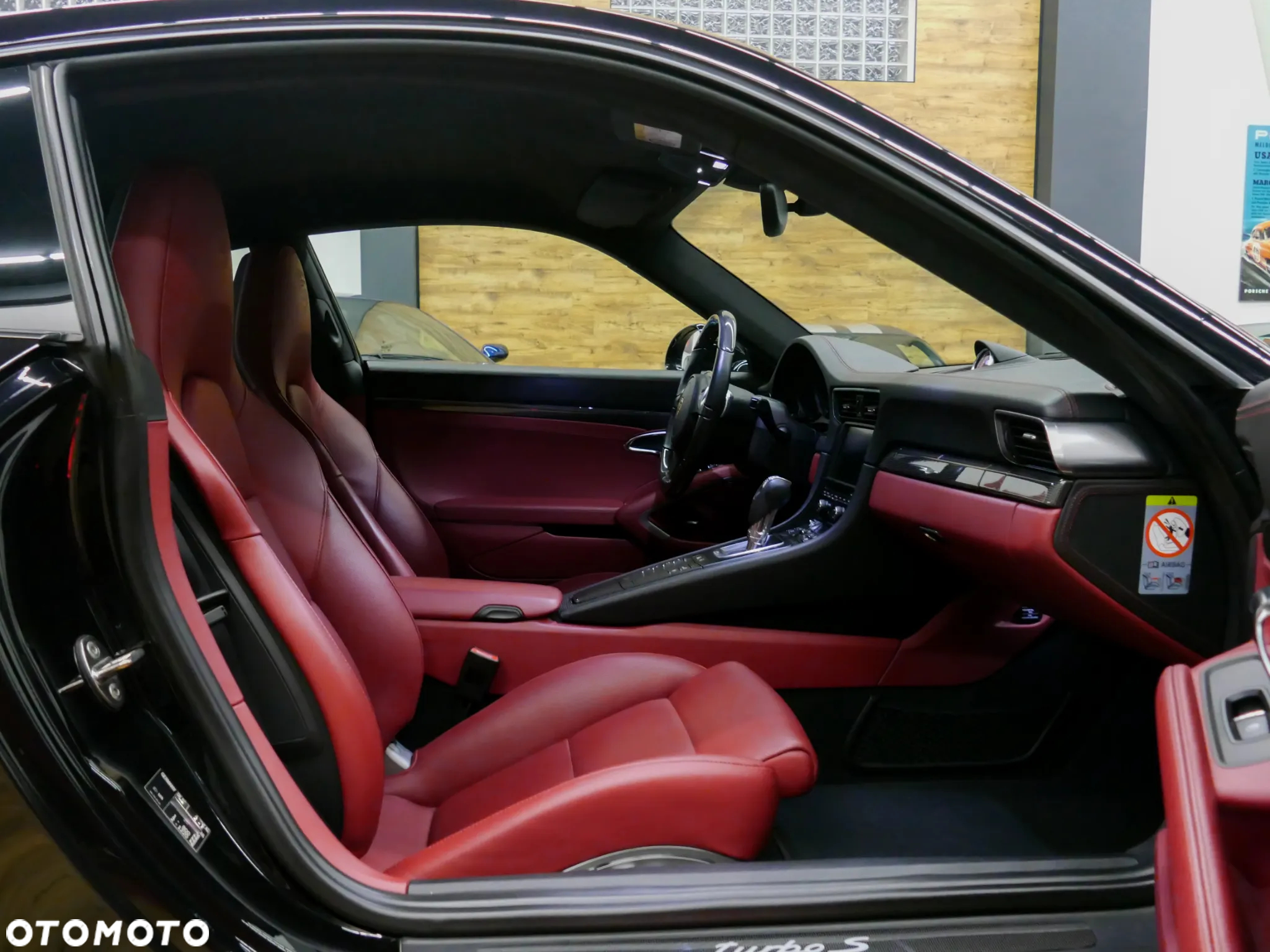 Porsche 911 Turbo S - 11