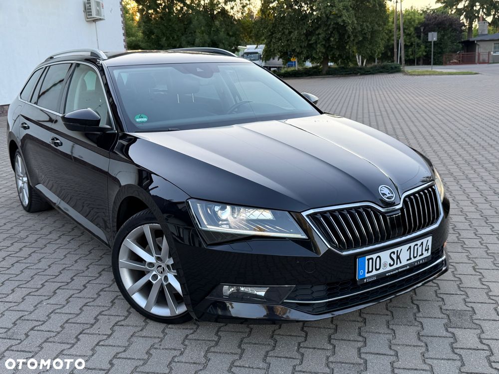 Skoda Superb 2.0 TDI DSG Sportline - 3