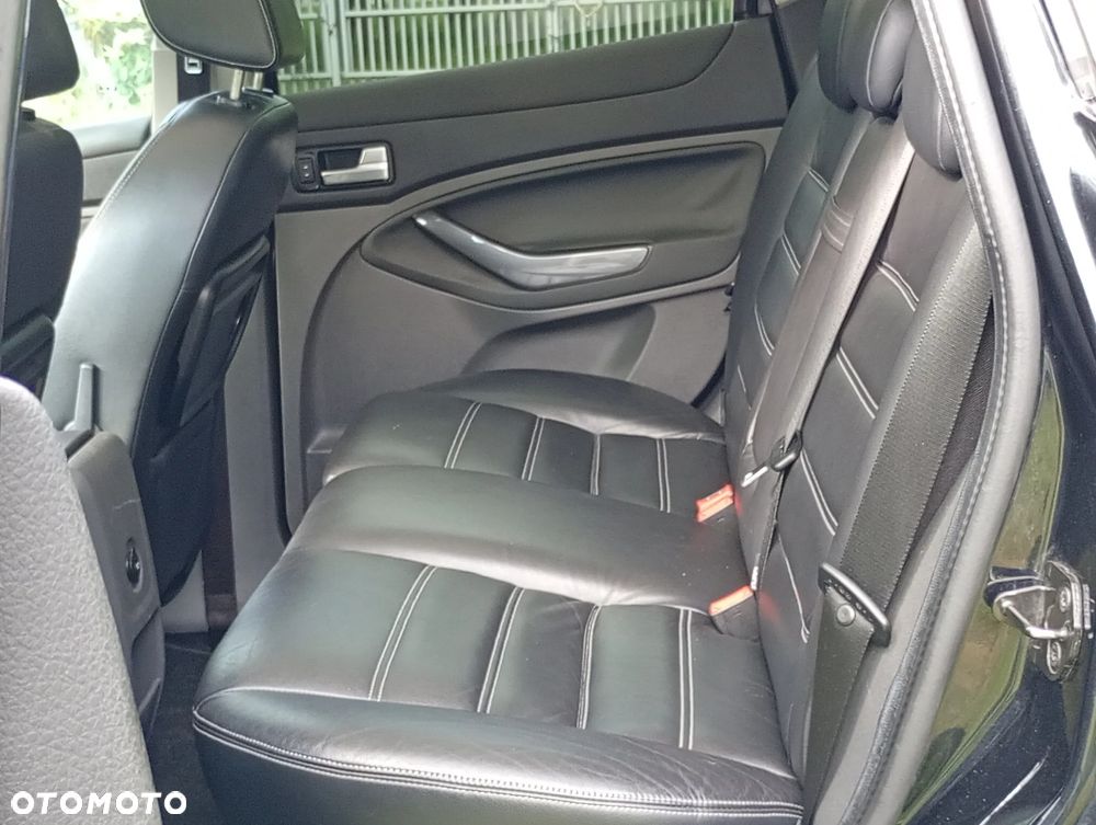 Ford Kuga - 17