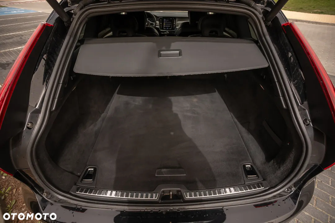 Volvo V90 - 30