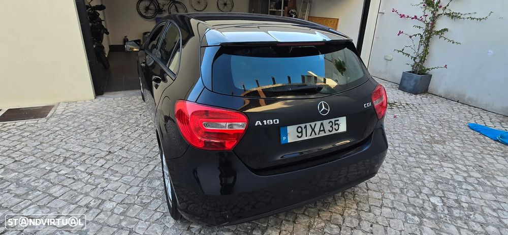 Mercedes-Benz A 180 CDI (BlueEFFICIENCY) Urban - 4