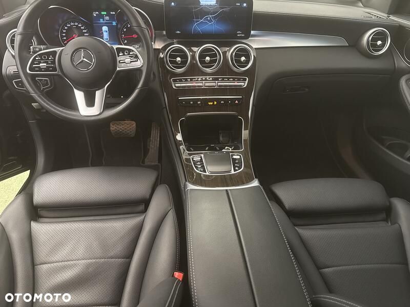 Mercedes-Benz GLC - 21