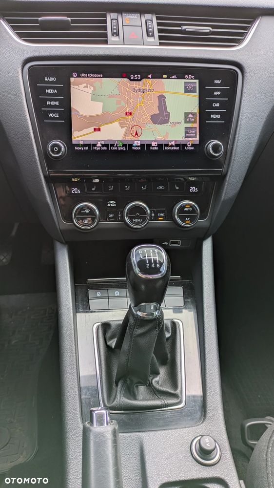 Skoda Octavia 2.0 TDI Style - 10